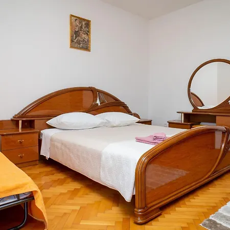 Apartament Anela By Interhome Trogir